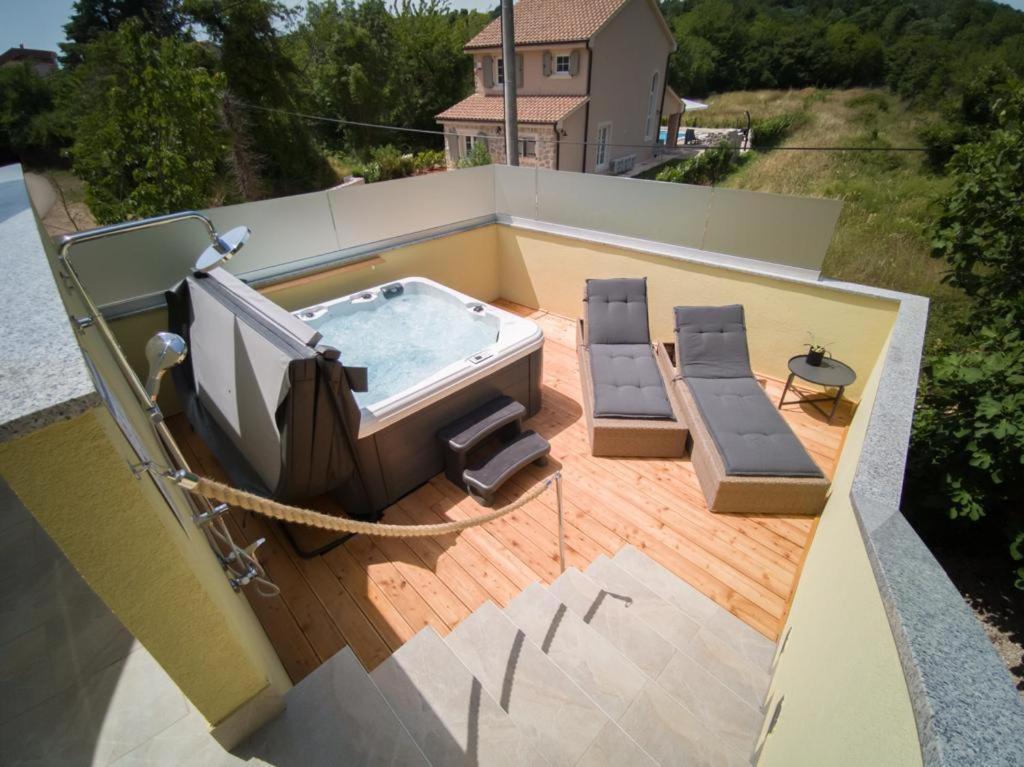Holiday Home Tos Risika Zewnętrze zdjęcie