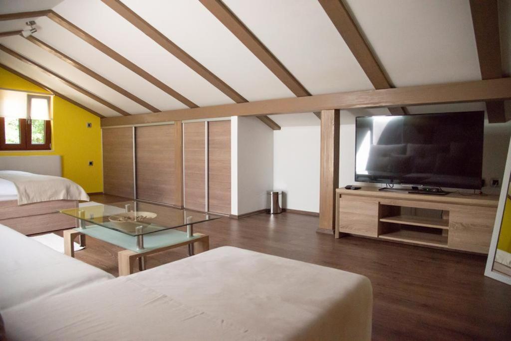 Holiday Home Tos Risika Zewnętrze zdjęcie