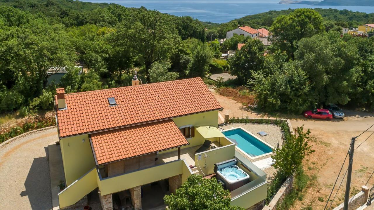 Holiday Home Tos Risika Zewnętrze zdjęcie