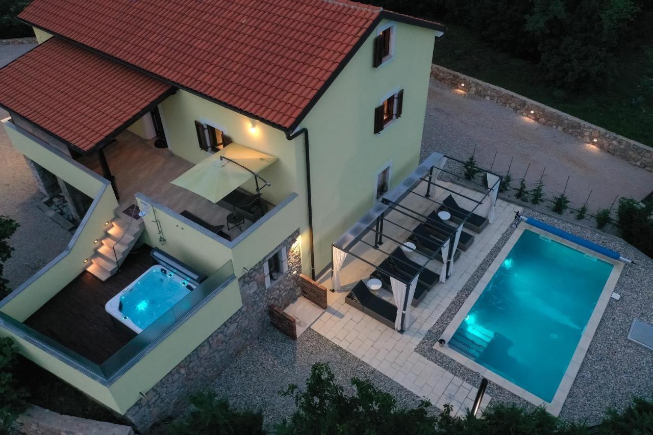 Holiday Home Tos Risika Zewnętrze zdjęcie