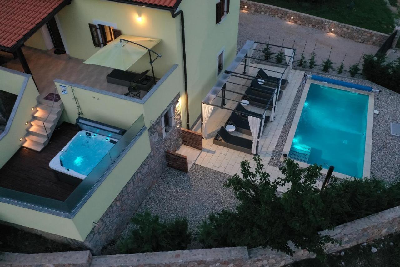 Holiday Home Tos Risika Zewnętrze zdjęcie