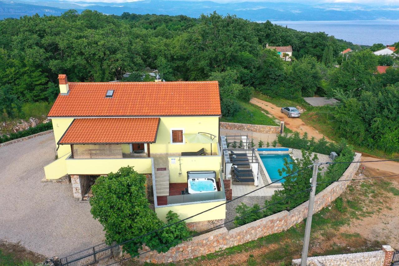 Holiday Home Tos Risika Zewnętrze zdjęcie